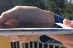 美国再现iPhone8Plus爆裂事件！Apple火速免费换新