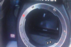 再传Pentax全片幅单反、大型反光镜箱照片流出