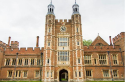 英国伊顿公学要求学生在晚上就寝前上交手机