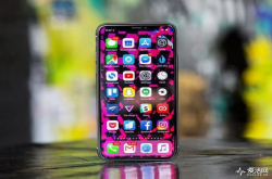 LG不争气OLED屏幕供应紧张新iPhoneX价格看涨