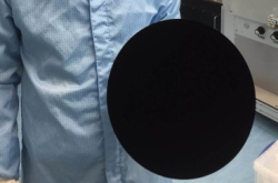 黑色物质Vantablack将有助提升相机成像