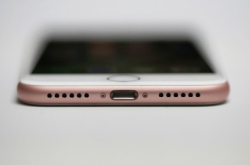 没有3.5mm的日子iPhone7用家点睇