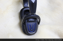 ALTEAMRFD-975W无线耳机摆脱线材的束缚在房间每个角落都能听见想听的声音