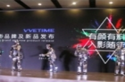 让爱和面子如影随形,入影品牌投影手机撼世发布