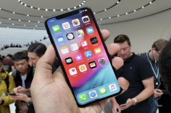 你可能不知道 LCD屏幕的Mate20下巴和AMOLED的iPhoneXS相当