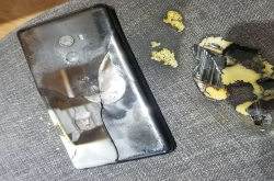 又出事了小米MIX2、红米Pro自燃起火整机爆开