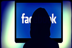 Facebook影片将被插广告超过50000追踪才受影响