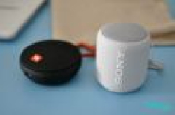 索尼SRS-XB10对飚JBL CLIP2，入门级更显大法功力