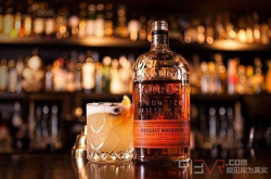 Bulleitbottle推出纹身艺术限量版酒瓶AR互动体验