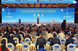 全国数百名媒体人发现陕西华夏行 盛赞《驼铃传奇》秀再现古丝路辉煌