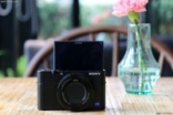 内置电子取景器SonyRX100III售4250元