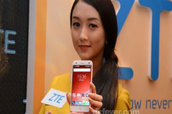iPhone6表哥？ZTEBladeS664-bit手机试玩
