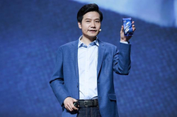 小米华为正式开战 雷军小目标：狂卖1亿部手机