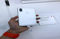 真机上手图赏小米MIX2S＋华为P20/P20Pro