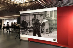 《情漫嘉陵江》九人摄影展在中国摄影展览馆开展