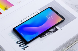 小米Max3真机图赏大块头也有杨柳腰