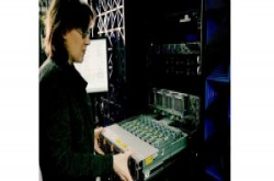 IBM运用分散式深度学习加快模型训练过程，50分钟图像辨识度可达33.8％