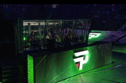 现场报道|面对最菜TI战队 OpenAI在Dota2上输的毫无还手之力