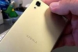 SonyXperiaX速度开箱：骚气的多彩包装