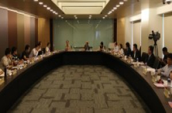 首场金融科技座谈会登场，关键推手全程沉默，金管会自己沦为旁观者