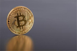 比特币跌破6000美元 2018年累计跌幅57%