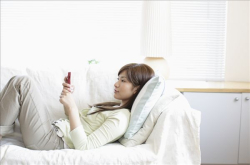 移动联合华为 推出了一款永不充电的手机 你敢用吗？