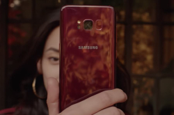 迎接秋枫三星打造勃艮第红款GalaxyS8、Xperia推出秋枫布景主题