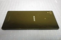 Sony新旗舰XperiaZ3谍照大曝光：电池缩水了