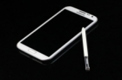 一代经典机皇 三星Galaxy Note 2报价为2700元