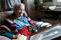 研究称一旦突破105岁死亡率高原人类寿命很有可能没有限制