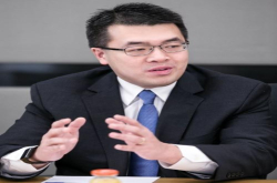 对 没听错 传统企业要反击数字巨头了