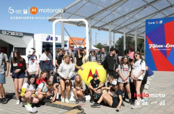 众多手机中 为何motorolaz3成网球明星最爱拍照神器