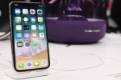 新款苹果手机iPhone X被爆发现声音缺陷