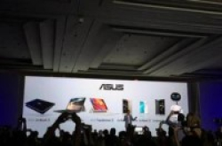 Asus发布三款ZenFone3手机新品还有首款智能机器人Zenbo