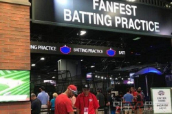 每个人都是MLB球星本垒打VR体验太火爆