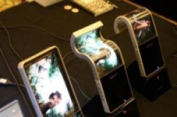 在一起了？传Samsung将给iPhone供应OLED屏
