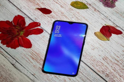 水滴屏幕绝佳画面 OPPOK1表现不俗