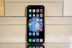众外媒评“iPhoneX年中停产”：有可能